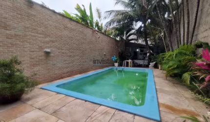 COMPRAR SOBRADO DE 2 QUARTOS NA VILA BELMIRO EM SANTOS