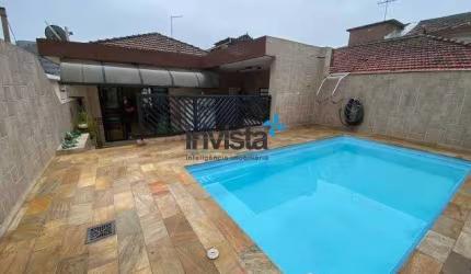 Casa à venda no bairro Embaré
