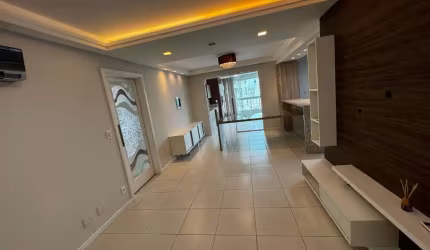 Apartamento com 3 dormitórios, 2 vagas no Centro - Itajaí
