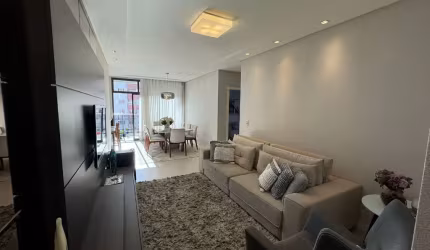 Apartamento amplo à venda com 2 suítes, Centro - Itajaí