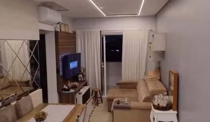 Apartamento com 2 dormitórios no Cordeiros, Itajaí