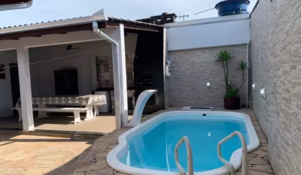 Casa com 4 dormitórios no Cordeiros parte alta em Itajaí