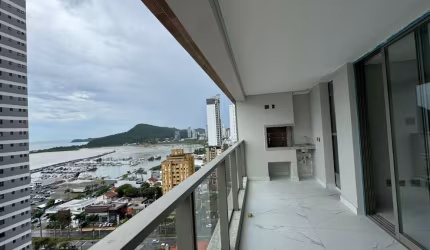 Apartamento com 3 suítes, Centro - Itajaí