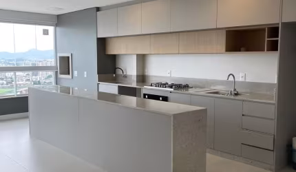 Apartamento á venda com 2 suítes no Centro de Itajaí