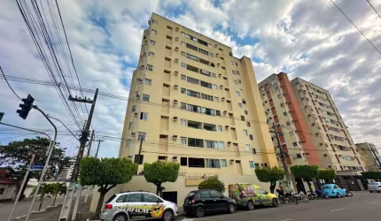 Apartamento em Jatiúca - 3 QUARTOS, SENDO 1 SUÍTES COM 80m²