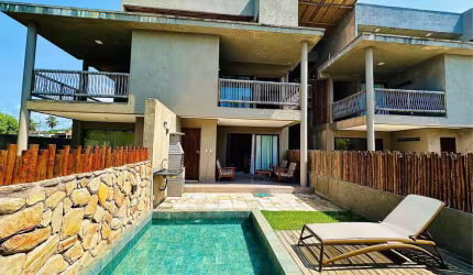 HVAR - Casa duplex com 3 suítes, Piscina Privativa - na Praia do Marceneiro
