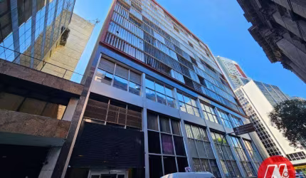 Aluga-se e vende-se Andar Corporativo de  384 m² no Centro de Porto Alegre