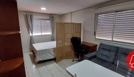 Na Barros CAssal ,JK reformado e mobiliado