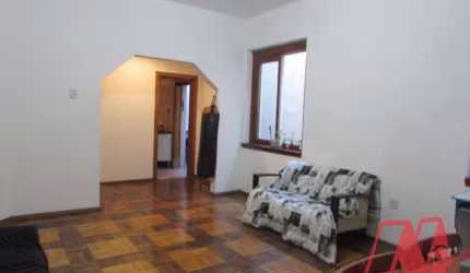 Amplo apartamento de 3 dormitórios e 1 vaga