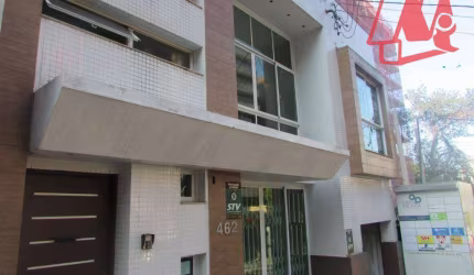 Pre´dio comercial ao lado do Parcã o