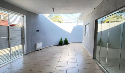 Casa para Venda em Sorocaba, Jardim Wanel Ville V, 2 dormitórios, 1 banheiro, 2 vagas