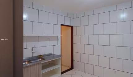 Casa para Venda em Barueri, Jardim dos Camargos, 2 dormitórios, 2 banheiros, 3 vagas