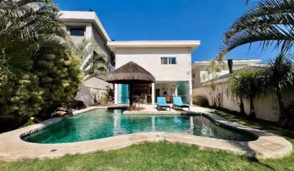 Casa Alto Padrão para Venda em Jandira, Jardim do Golf I, 4 dormitórios, 2 suítes, 4 banheiros, 8 vagas