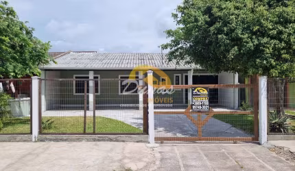 CASA DE ALVENARIA EM REGIÃO DE MORADORES E VERANISTAS