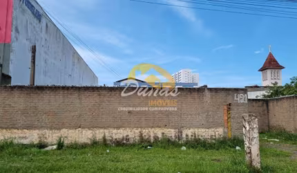 TERRENOS NO CENTRO DE TRAMANDAÍ