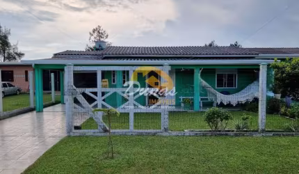 AMPLA RESIDÊNCIA EM NOVA TRAMANDAÍ