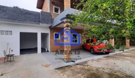 Sobrado à venda no Bairro Porto Novo - 5 suítes, 2 salas amplas, cozinha, 6 banheiros, garagem para