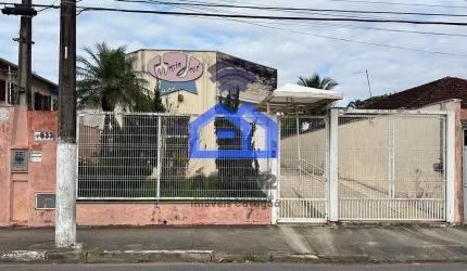 Ponto comercial para aluguel - Com uma grande cozinha, uma suíte máster e uma casa com 3 dormitório