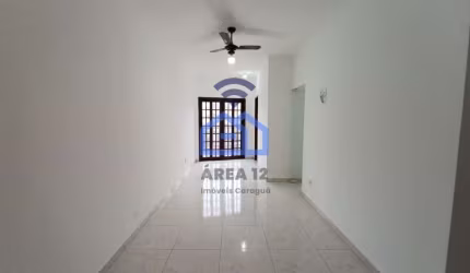 Sala comercial com 38m² para locação, localizada no Centro em Caraguatatuba, SP com 2 banheiros e s