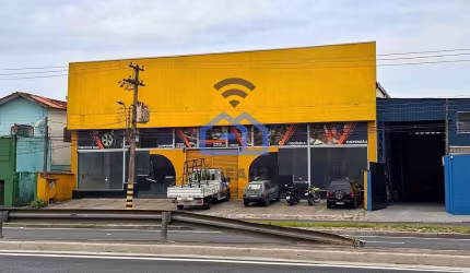 Galpão / Barracão à venda no bairro Pontal de Santa Marina em Caraguatatuba, SP - São 2 galpões com