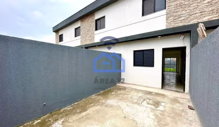 Sobrado novo à venda com 2 dormitórios e 2 banheiros no bairro do Golfinho em Caraguatatuba, SP - 7