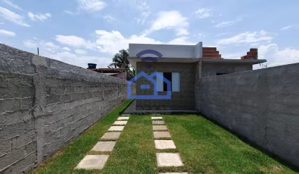 Casa nova com 2 dormitórios, sendo 1 suíte à venda no bairro do Golfinho em Caraguatatuba, SP - Ace