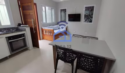 Casa aconchegante à venda no bairro do Barranco Alto em Caraguatatuba, SP - Conforto para você e su