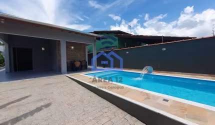 Casa mobiliada para locação no bairro da Martim de Sá em Caraguatatuba, SP - Conforto, lazer e prat