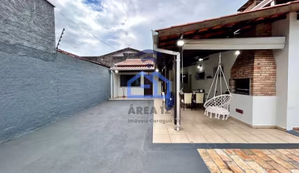 Casa ampla com 3 dormitórios à venda no bairro Estrela d'Alva, área central de Caraguatatuba - Exce