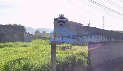 Terreno de 210m² à venda no bairro Praia das Palmeiras em Caraguatatuba, SP - Oportunidade imperdív