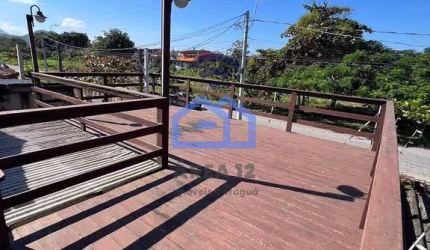 Casa à venda no bairro Jardim das Gaivotas em Caraguatatuba, SP com 02 dormitórios, 02 banheiros e