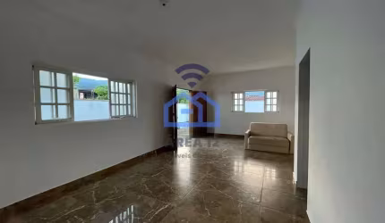 Casa para locação no bairro do Indaiá em Caraguatatuba, SP - com 3 dormitórios, sendo 1 suíte