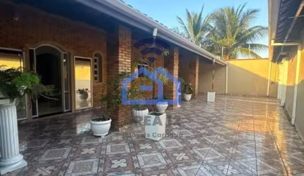 Casa mobiliada com piscina para locação no bairro do Porto Novo em Caraguatatuba, SP