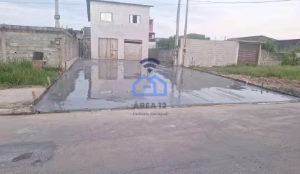Kitnet  para 2 pessoas para locação no bairro Barranco Alto em Caraguatatuba, SP com boa localizaçã