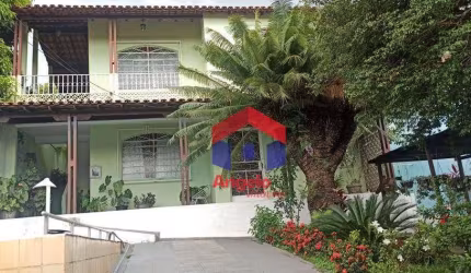 Casa com 5 quartos à venda por R$ 620.000 - São Benedito - Santa Luzia/MG
