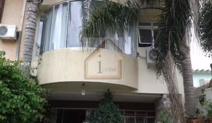 Casa para Venda em Porto Alegre, Jardim Botânico, 3 dormitórios, 1 suíte, 3 banheiros, 2 vagas