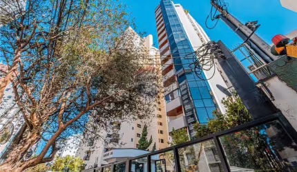 Que Luxo, ao lado da Avenida Paulista um Recanto aconchegante para Curtir uma Lareira com a Familia!! Venha Conhecer!!