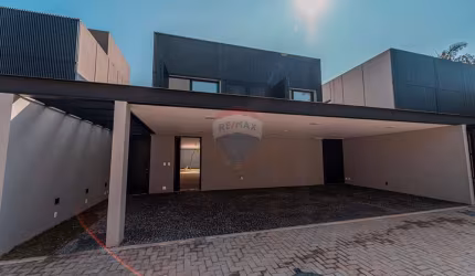 Casa de Condomínio com 4 Quartos e 6 banheiros à Venda, 429 m²