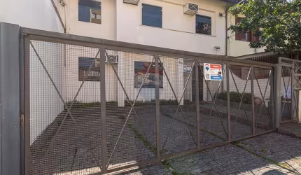 Casa comercial 130m2 Vila Clementino com 5 salas, 5 banheiros, recepção, copa,  3 vagas