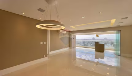 Apartamento com 3 suítes, 3 vagas, piscina coberta  na Vila Mascote! Oportunidade!