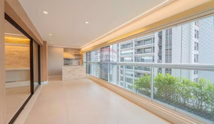 Apartamento no Brooklin  - 139m²,  3 suítes, 2 vagas, depósito e lazer!