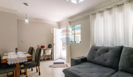 Sobrado Mobiliado 3 Dorms (1 Suíte) 2 vagas em Condomínio Próximo ao Metrô Tucuruvi