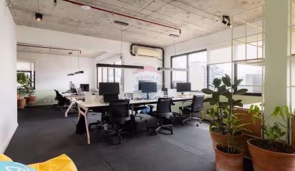 Seu escritório sob medida em Pinheiros: 65m² + expansão flexível até 340m²