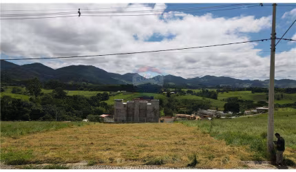 Lindo  lote de 1000 m² em Joanopólis  com VIsta para a Serra da Mantiqueira