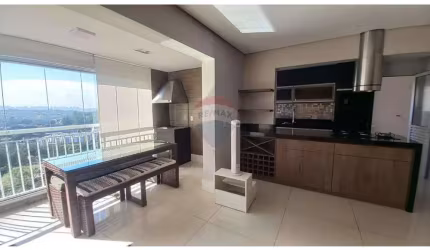 Excepcional Apartamento de 2 suites sendo 1 master reversível para 3 quartos