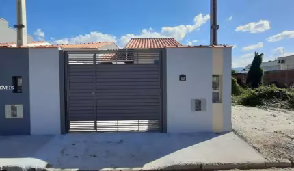 Casa para Venda em Caraguatatuba, Morro do Algodão, 2 dormitórios, 1 suíte, 2 banheiros, 2 vagas