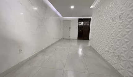 Excelente apto térreo no Bessa para vender com 120m²