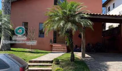 Casa venda e locação Solar dos Nobres-Granja Viana -3 suítes