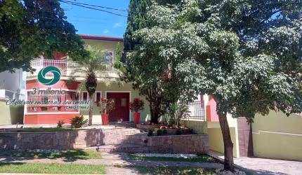 Casa Cond. São Paulo II - Granja Viana 4 suítes, piscina