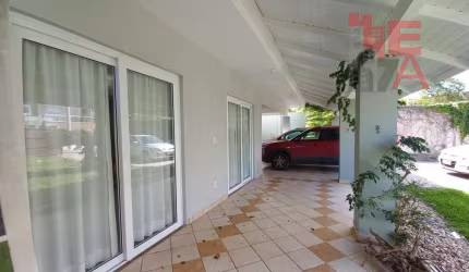 Casa à venda no bairro Campeche - Florianópolis/SC